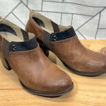 OLUKAI WOMEN'S HO'OU'I Leather Heeled Booties Brown Size 8.5 Photo 0