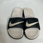 Nike  Benassi solarsoft slides black & white size 5‎ Photo 2