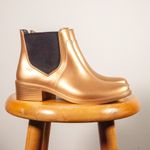 Bernardo NWT Gold Chelsea Rain Boots Photo 2