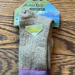 Alaska Knits Outdoor Merino Wool Blend Midweight Crew Socks Fisherman Core D14 Tan Photo 0
