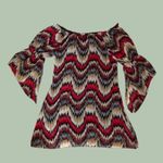 Yahada Chevron Bell Sleeve Mini Dress S The Yahada Chevron Bell Sleeve Mini Dress in size S is a stylish choice for women looking for a trendy and playful outfit. The dress features a chevron pattern in a vibrant multicolor design, short bell sleeves, and a short length that adds a touch of femininity with its mini style. Perfect for various occasions, this dress from Yahara combines a flattering fit with a touch of Belle Photo 0