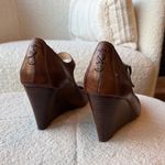 Frye  Regina Wedge Mary Jane size 8.5 EUC Photo 2