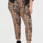 Torrid  Animal Snakeskin Print Pull-On Taper Stretch Crepe High-Rise Pants 1X Photo 1