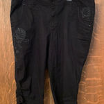 Gloria Vanderbilt Annaliese embroidered black capri pants 20W Photo 0