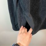 Nike ✨ Women’s Black Sherpa Fleece Mock Neck Sweatshirt Medium Photo 5