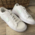 Nike  Tennis Classic Sneakers White Mint Green Leather Women’s 7.5 Photo 0