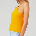 Line and Dot  Tank Photo 1