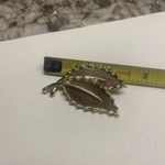 Vintage Sarah Coventry Leaf Wood & Gold Tone Pin Brooch Pin Leaves Photo 2