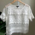 Banana Republic beautiful lace crochet top Photo 0