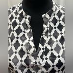 Mud Pie  Black and White Sleeveless Women's Top Size Medium M Photo 1