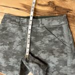 Spanx  Twill Shorts Pull On Smooth Shaping Slimming Gray Camo Sz Small 5” Inseam Photo 3