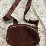 Lululemon  Everywhere Fleece Belt Bag 1L Brown Photo 0