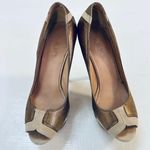 L.A.M.B. Womens Metallic Golden Beige Peep Toe Platform Heels 6M Photo 6