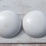 Vintage Clip On Earrings White Circle Photo 0
