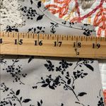 Peach Love California  women’s size medium criss cross cami v neck lace trim nwt Photo 2