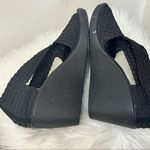 Steve Madden Steven Madden Black Wedge cushion braided sandals sz 8 Photo 4