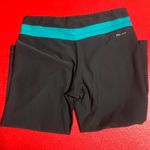 Nike Dri-Fit cropped workout pants black size S Photo 1