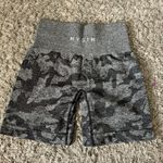 NVGTN Camo Shorts Photo 0