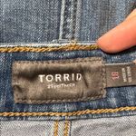 Torrid  Feel The Fit Blue Denim Jean Skirt with Front Slit Raw Hem size 16 Photo 8