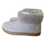 Sanuk  Bay-Sick Ankle Gray Bootie NWTs Faux Shearling size 9 Photo 3