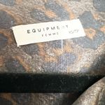 Equipment  Femme blouse size XS/TP silk cheetah animal print boho modest office Photo 3
