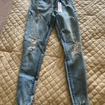 Tractr Blu NTW  Hi-Rise Jeans With White Lace Detail Photo 0