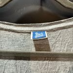 Ripskirt Hawaii Gray Simple Tee XL EUC Photo 2