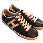 Tommy Hilfiger  low top sneakers Blue w/ red white accents Women’s size 10 Photo 7