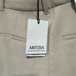 Aritzia The Effortless Short™ Mid-thigh - (Re)ssential Light Photo 7