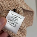 Harper Heritage NWT Francesca’s  Chenille Knit Crop V-Neck Tan Sweater - Size M Photo 6