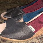 Toms  Vassar earth tone color block cork wedges Photo 4