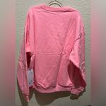 Alo Yoga  NWT Accolade Crew Neck Pullover Neon Bubblegum Size L SOLD OUT COLOR Photo 5