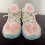 Way of wade court shoes pink, white, and blue Pink Size 7 Photo 5