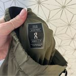 on cloud  Active Pant Green Photo 6