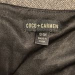 Coco + Carmen  Women’s  Small Beautiful Black Alter Back Lily Printed Flare Dress Photo 5