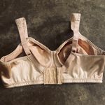 Playtex ® 18 Hour® Ultimate Lift & Support Wireless Bra 4745 Photo 7