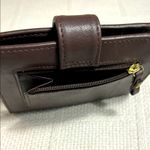 Liz Claiborne Brown Wallet Photo 2