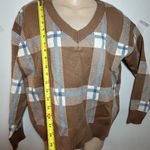 Max Studio Women's warm, soft sweater. Size M. $20. Photo 1