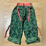 Zumba 🏷️🏷️Women’s medium Camo  pants Photo 4