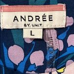 Andrée ANDREE BY UNIT size large navy floral flutter sleeve top square neck springy Photo 4