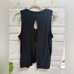 Beyond Yoga  Black Pilates Lover Muscle Tee Photo 3