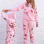 Lola and the Boys Two Photo 12