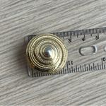 Vintage Clip On Earrings 80’s Gold Round Textured Shell Photo 2