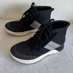 Sorel Women's Out N About III Mid Sneaker Waterproof in Black Size 9 Photo 5