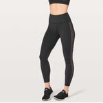 Lululemon  Colour Me Quick 7/8 Tight 25"
Black / Flash Light Tone Photo 2