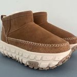 UGG  Venture Daze Ultra Mini Chestnut UGGplush Unisex Boots Photo 2