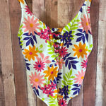 Terra & Sky  White Floral One Piece Swimsuit Size 0X (14W)‎ Photo 0