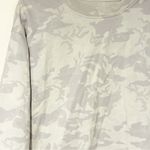 Lululemon Perfectly Oversized Crew
Incognito Camo Alpine White Multi Sweatshirt Size undefined Photo 2