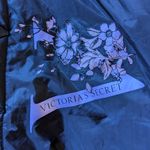 Victoria's Secret  Extra Large Tote  black black and pink lightweight zipper Photo 14