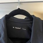 252 TNA Action Cropped Short Sleeve Polo Size Large Color Black Aritzia Photo 2